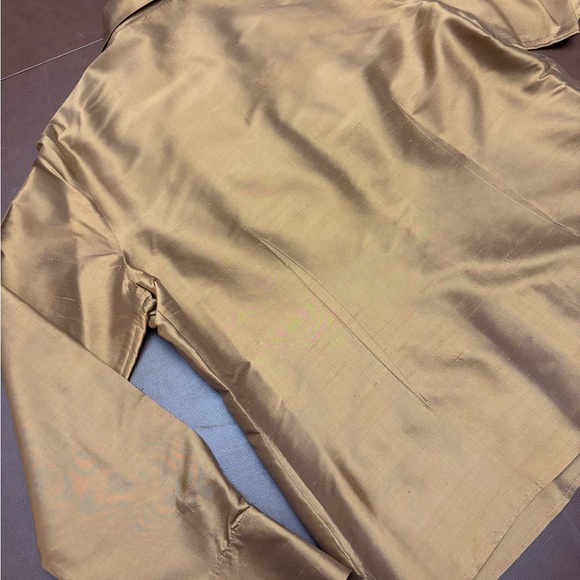 Worthington Women's Satin Gold Blouse NWOT - Picture 5 of 5